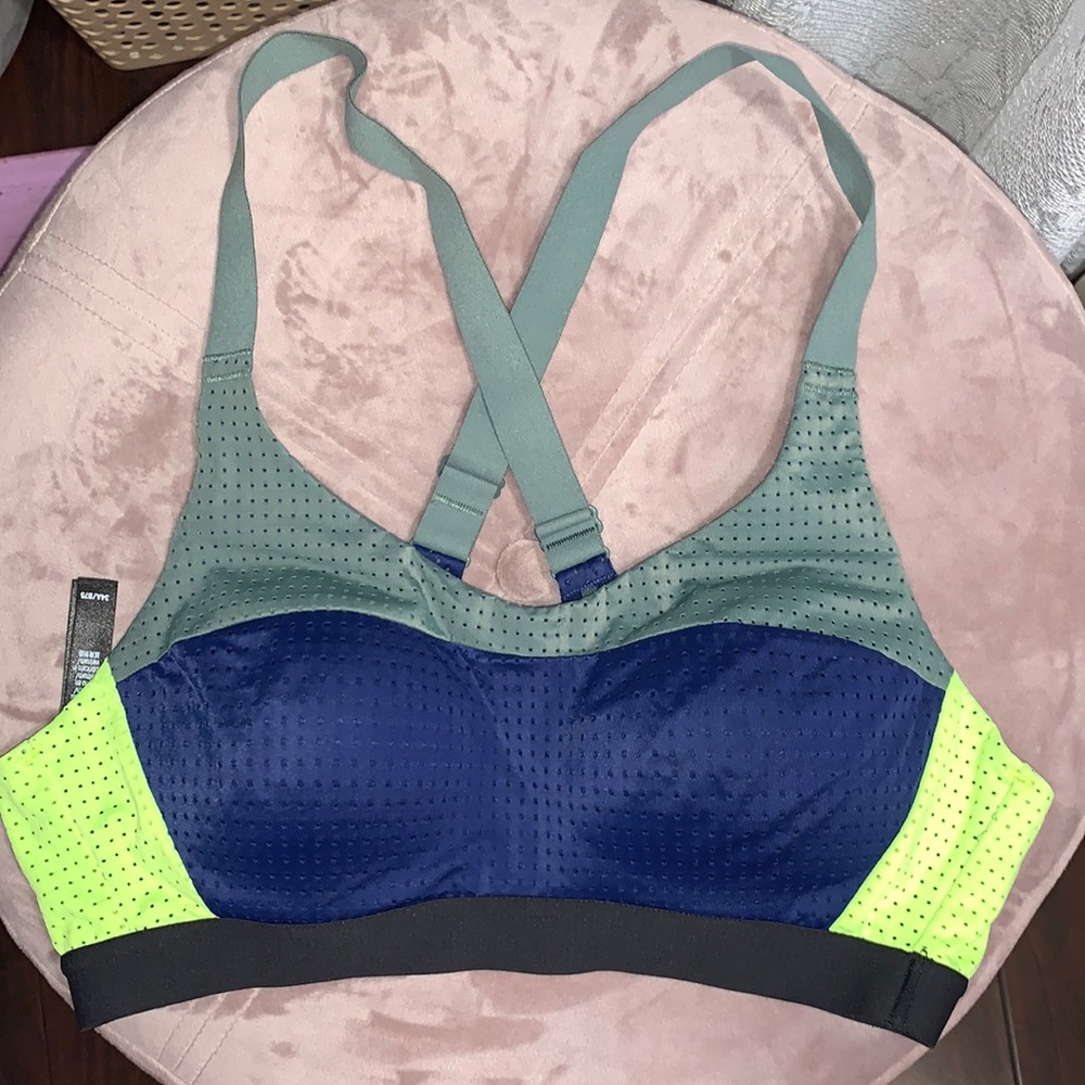 VS sport bra color block